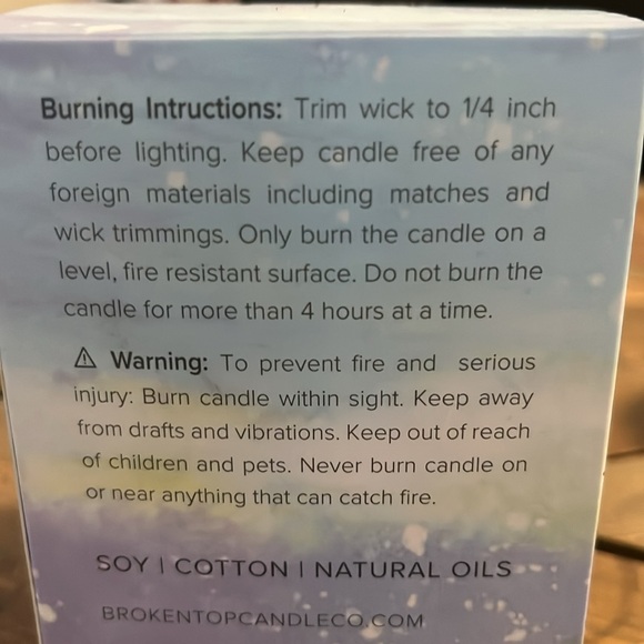 New in box 9oz “Mountain Air” soy candle. Burn time is 50 hours - Picture 6 of 6